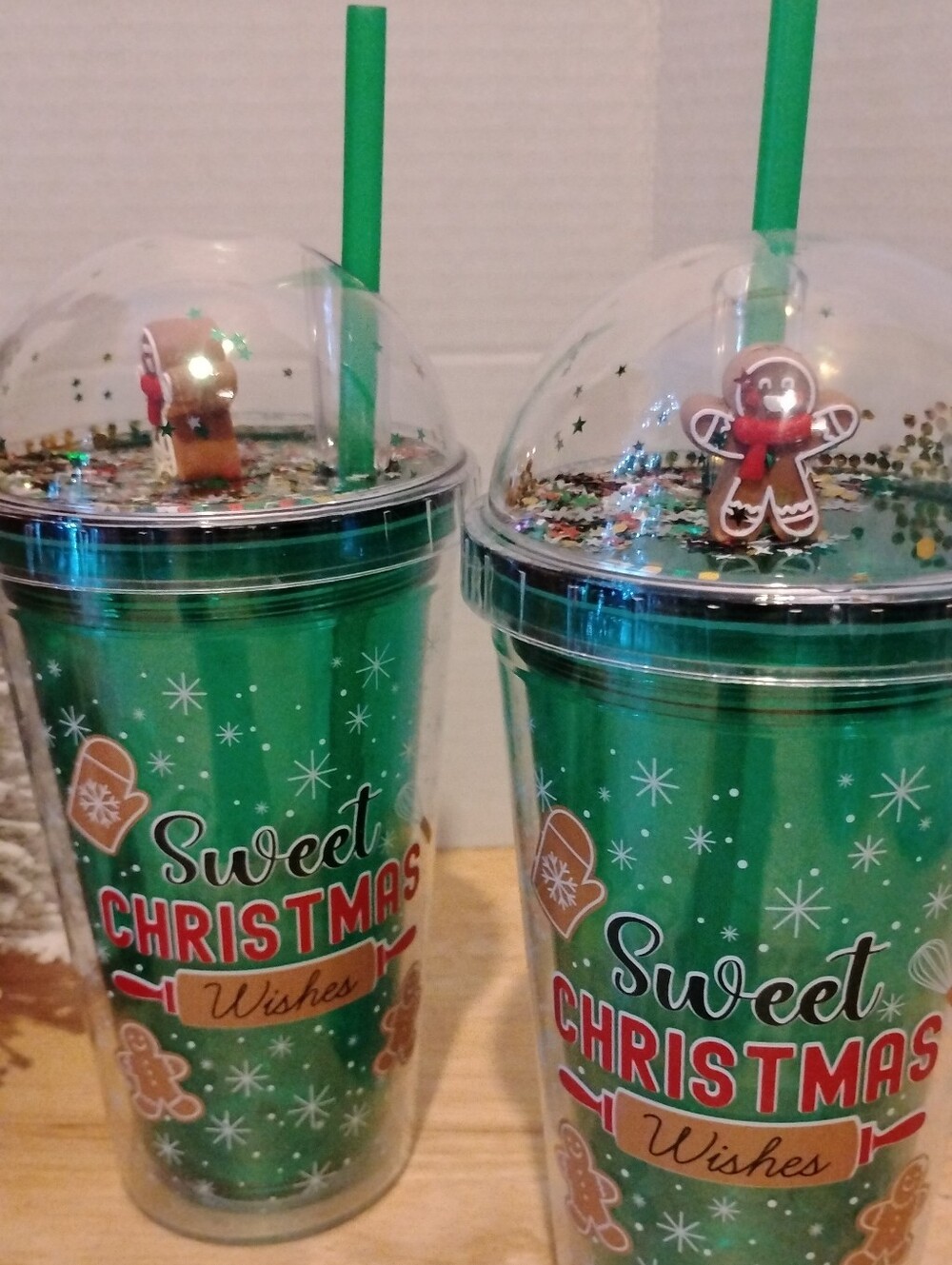 Sweet Christmas Wishes Green Holiday Gingerbread Tumbler Cup with Straw